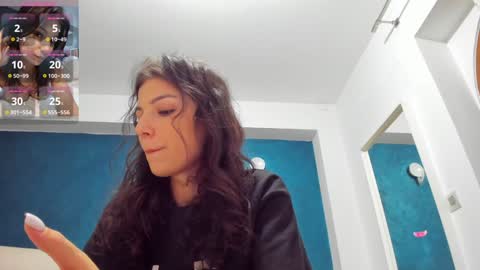 Anna online show from January 2025 12:04:02 PM