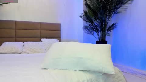 Snapshot of anna_nobel chatting on October 2025 05:18:01 AM anna_nobel online show from October 2025 05:18:01 AM