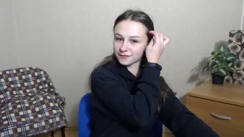 anna_sia_ online show from November 2025 12:53:01 PM