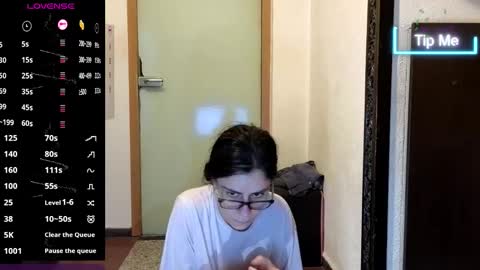 Anna online show from December 2025 10:04:01 PM