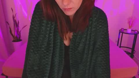 annaabels online show from October 2025 05:02:02 PM