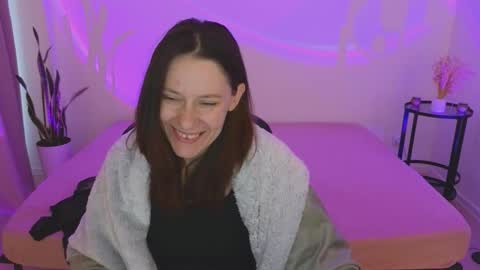 annaabels online show from October 2025 05:08:01 AM