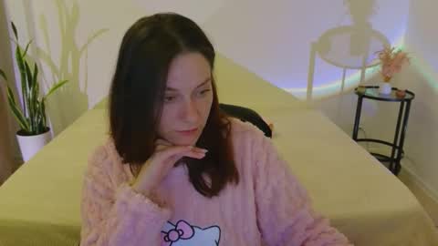 annaabels online show from October 2025 06:36:01 PM