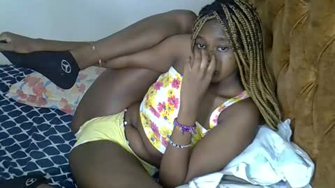 annabellapretty online show from November 2025 12:16:02 PM