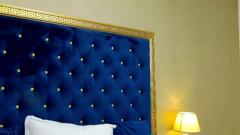 Anna online show from February 2025 06:16:01 PM