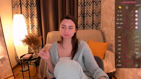 Anna online show from February 2025 12:33:01 PM