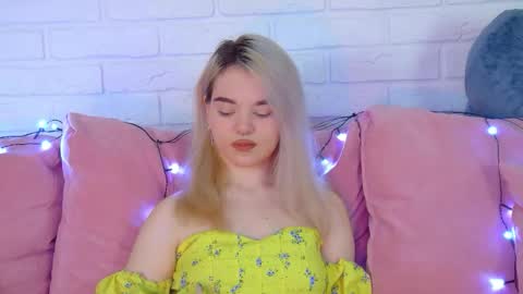 AnnaDelon online show from October 2025 04:56:02 AM