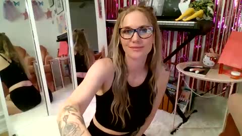 annadelrae444 online show from September 2025 02:33:02 AM