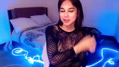 ANNA online show from December 2025 03:01:01 AM