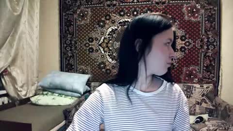 Snapshot of annafols chatting on December 2025 03:52:02 PM Anna online show from December 2025 03:52:02 PM