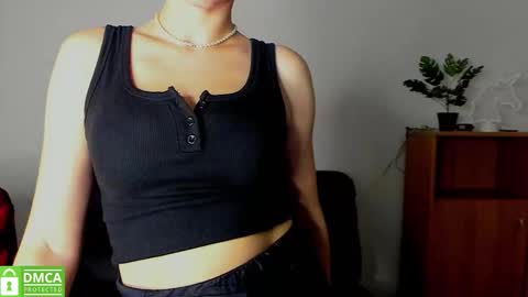 Snapshot of annakillian_kiss chatting on November 2025 12:28:02 PM Anna online show from November 2025 12:28:02 PM