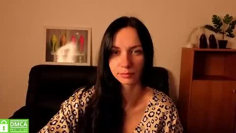 Snapshot of annakillian_kiss chatting on July 2026 06:06:01 AM Anna online show from July 2026 06:06:01 AM
