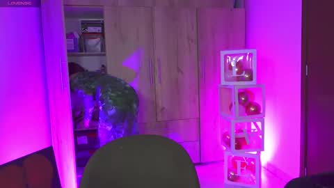 Anna online show from February 2026 10:30:02 PM