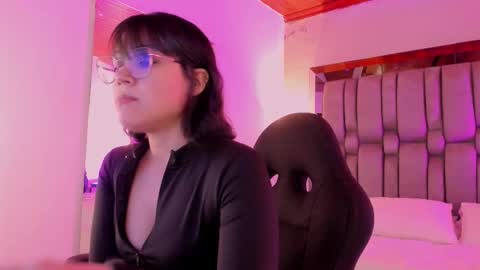 Annara Lein online show from December 2025 01:04:02 AM