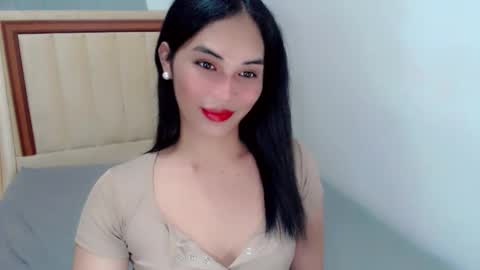 Snapshot of anne_levine chatting on October 2025 09:07:01 AM SWEET ANNE online show from October 2025 09:07:01 AM