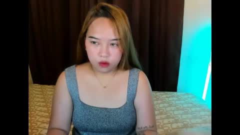 Snapshot of anne_licous chatting on May 2026 02:41:02 AM Anne online show from May 2026 02:41:02 AM