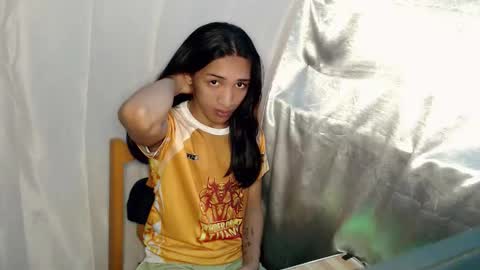 annebisyosa_angela online show from January 2026 07:22:01 AM