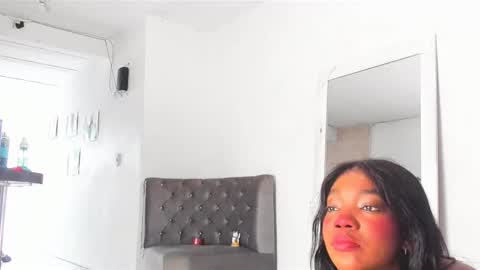 Annie  online show from February 2025 02:55:02 PM