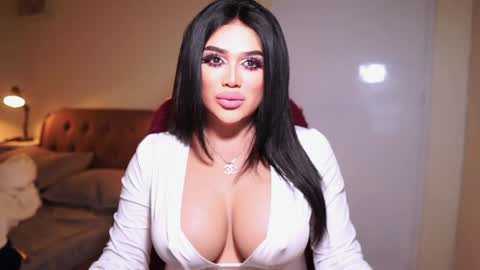 Anne Hart online show from January 2025 01:49:01 AM