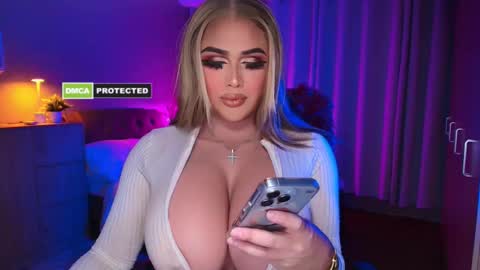 Anne Hart online show from September 2025 02:38:02 AM