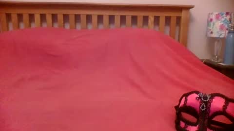 annecharlie online show from October 2025 02:41:02 PM