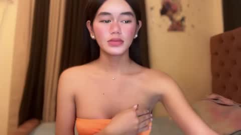 Snapshot of annedee_ chatting on December 2024 12:14:02 AM Kim online show from December 2024 12:14:02 AM