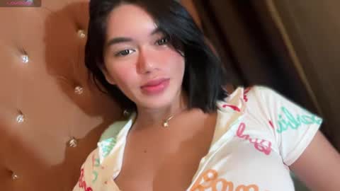 Snapshot of annedee_ chatting on February 2025 02:31:01 AM Kim online show from February 2025 02:31:01 AM