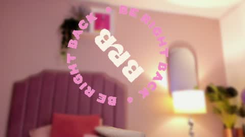 Snapshot of anneee_ chatting on January 2025 11:45:01 PM Anne online show from January 2025 11:45:01 PM