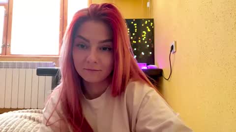 Snapshot of annellemaccarone chatting on March 2026 11:05:01 AM Kira online show from March 2026 11:05:01 AM