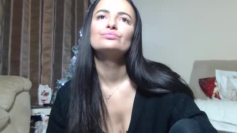 annesins online show from January 2026 05:59:01 PM