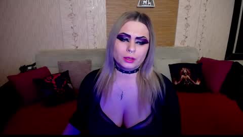 AnnessixReign online show from March 2025 04:49:01 PM