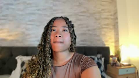 Snapshot of anneth__m chatting on July 2026 07:40:02 PM Anneth online show from July 2026 07:40:02 PM