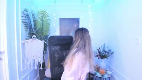 annetli online show from October 2025 03:29:01 AM