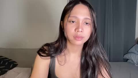 Annette 03 online show from November 2025 12:40:02 PM