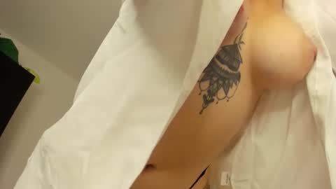 Annia Acosta online show from December 2025 01:55:01 AM