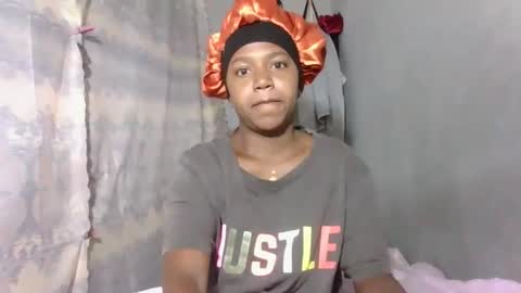 annick98 online show from March 2026 07:01:02 AM