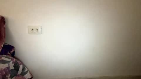 Snapshot of annie_catt_ chatting on December 2024 09:20:02 PM Annie online show from December 2024 09:20:02 PM