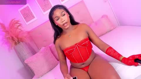 Snapshot of annie_dolce_ chatting on November 2025 11:36:02 PM annie_dolce_ online show from November 2025 11:36:02 PM