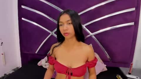 Snapshot of annie_ht chatting on June 2026 12:25:01 PM Annie ht online show from June 2026 12:25:01 PM