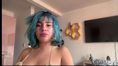Snapshot of annie_snow_ chatting on February 2025 07:02:01 PM JEANNE no olvides seguirme dont forget follow me uu online show from February 2025 07:02:01 PM