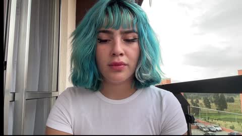 Snapshot of annie_snow_ chatting on February 2025 10:21:02 PM JEANNE no olvides seguirme dont forget follow me uu online show from February 2025 10:21:02 PM