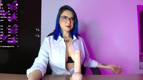 Snapshot of annie_swan chatting on March 2025 12:06:02 PM Annie online show from March 2025 12:06:02 PM