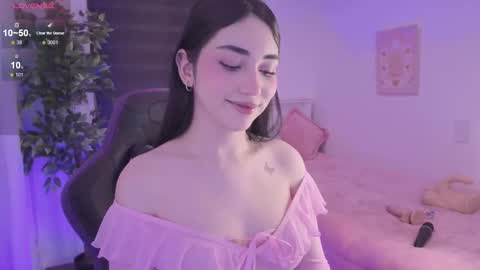 Cassandra online show from October 2025 06:03:02 AM