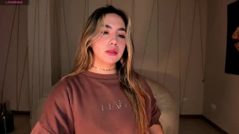 Annie Monroe online show from November 2025 11:54:01 AM