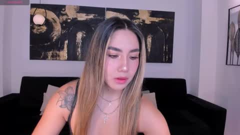 Annie Monroe online show from November 2025 11:42:02 AM