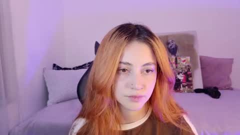 Snapshot of anniemora_ chatting on July 2026 02:32:01 AM Annie online show from July 2026 02:32:01 AM