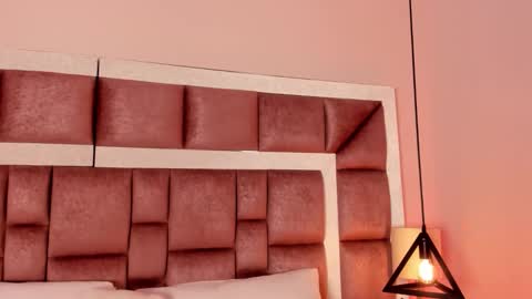 Annie online show from March 2026 12:31:01 PM