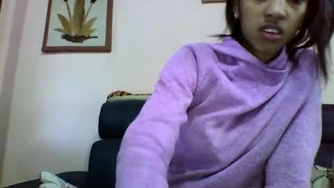 Snapshot of anniesexy1 chatting on October 2025 06:06:02 AM anniesexy1 online show from October 2025 06:06:02 AM