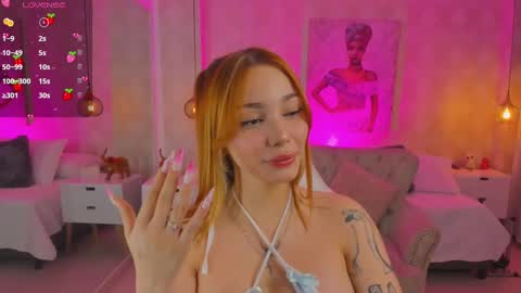 Snapshot of anniita_ chatting on September 2025 03:32:02 AM VIVIANNA online show from September 2025 03:32:02 AM