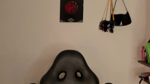 Annika online show from February 2026 01:43:01 PM